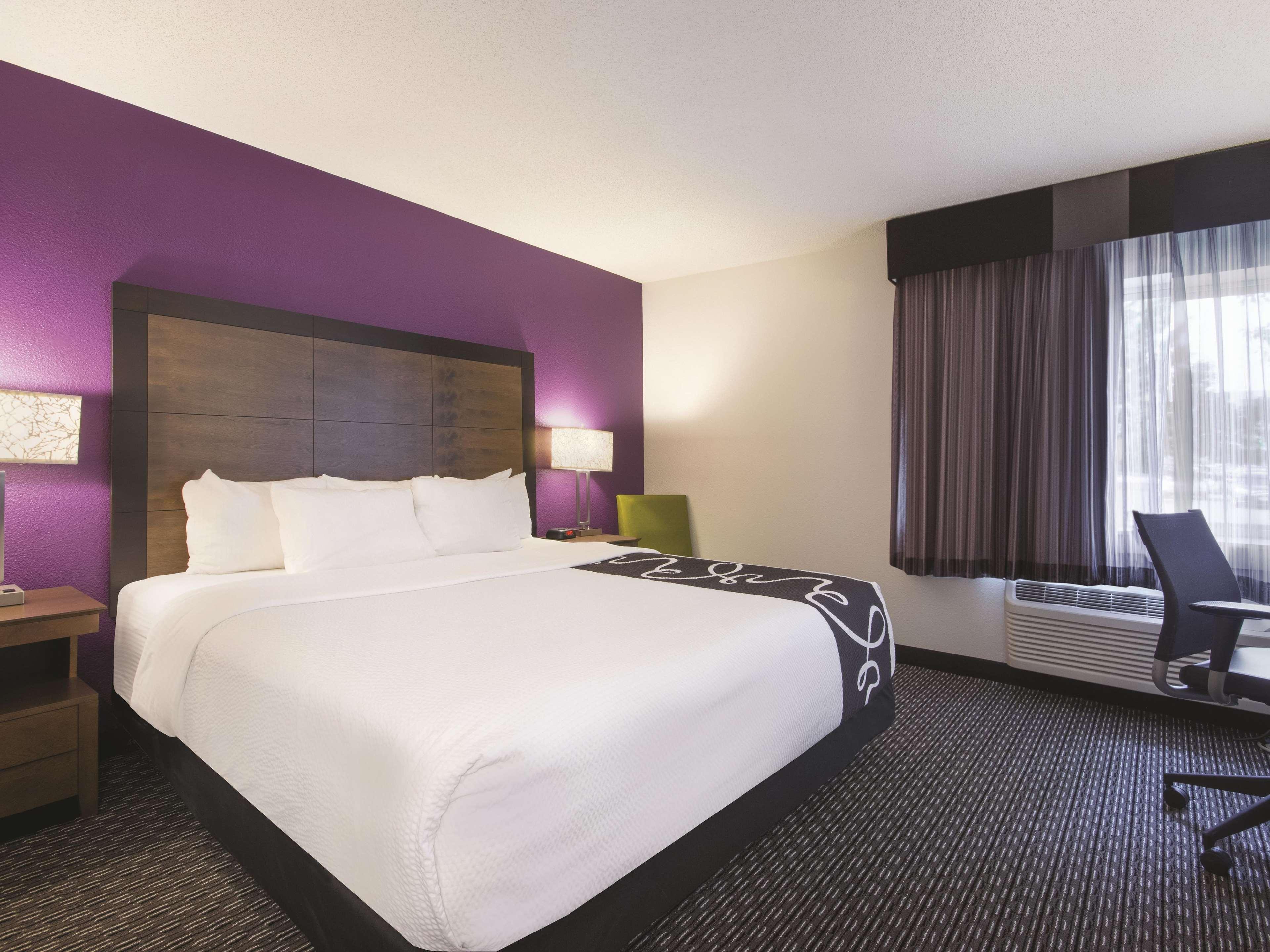 La Quinta By Wyndham Hartford Bradley Airport Ξενοδοχείο Windsor Locks Εξωτερικό φωτογραφία