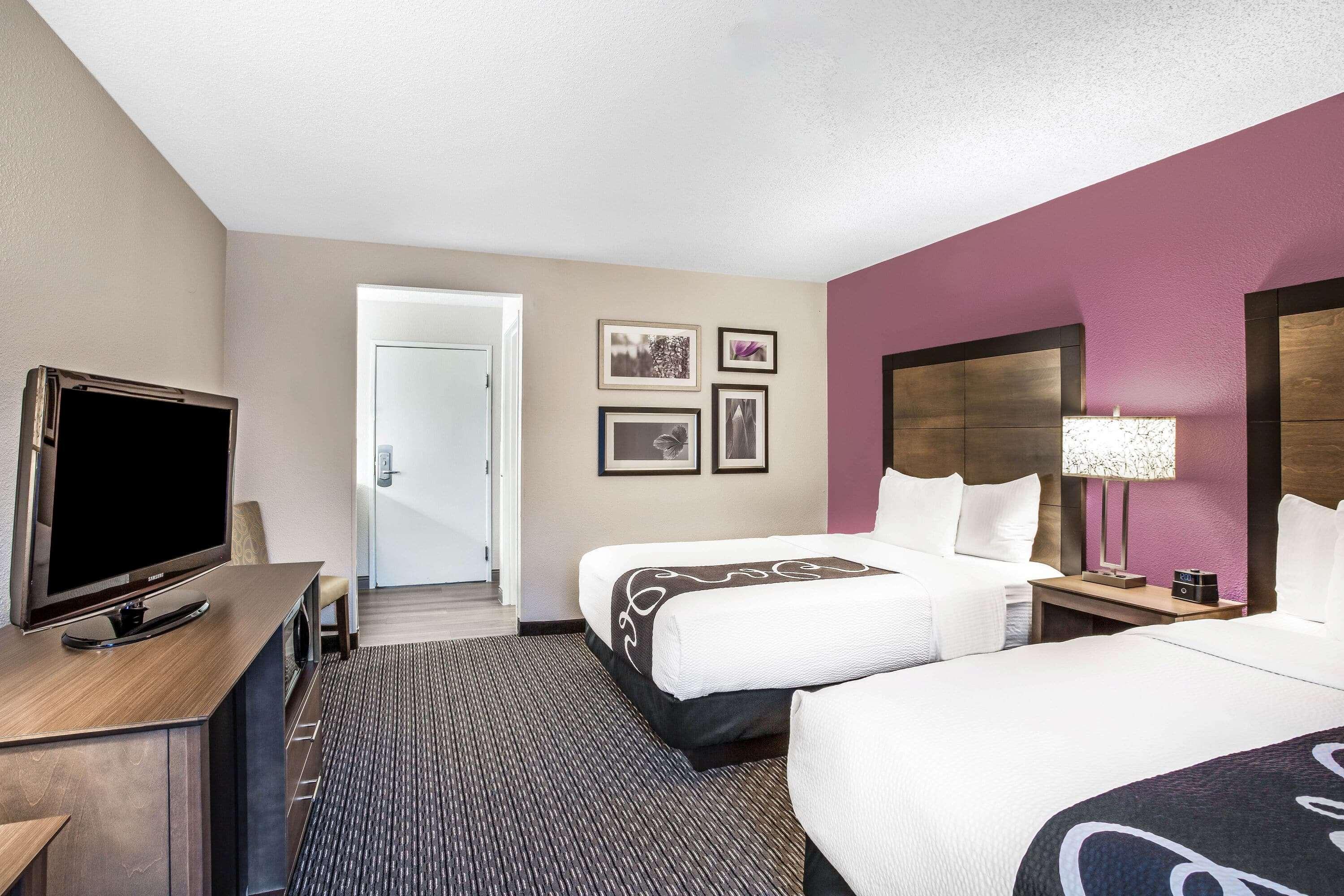 La Quinta By Wyndham Hartford Bradley Airport Ξενοδοχείο Windsor Locks Εξωτερικό φωτογραφία