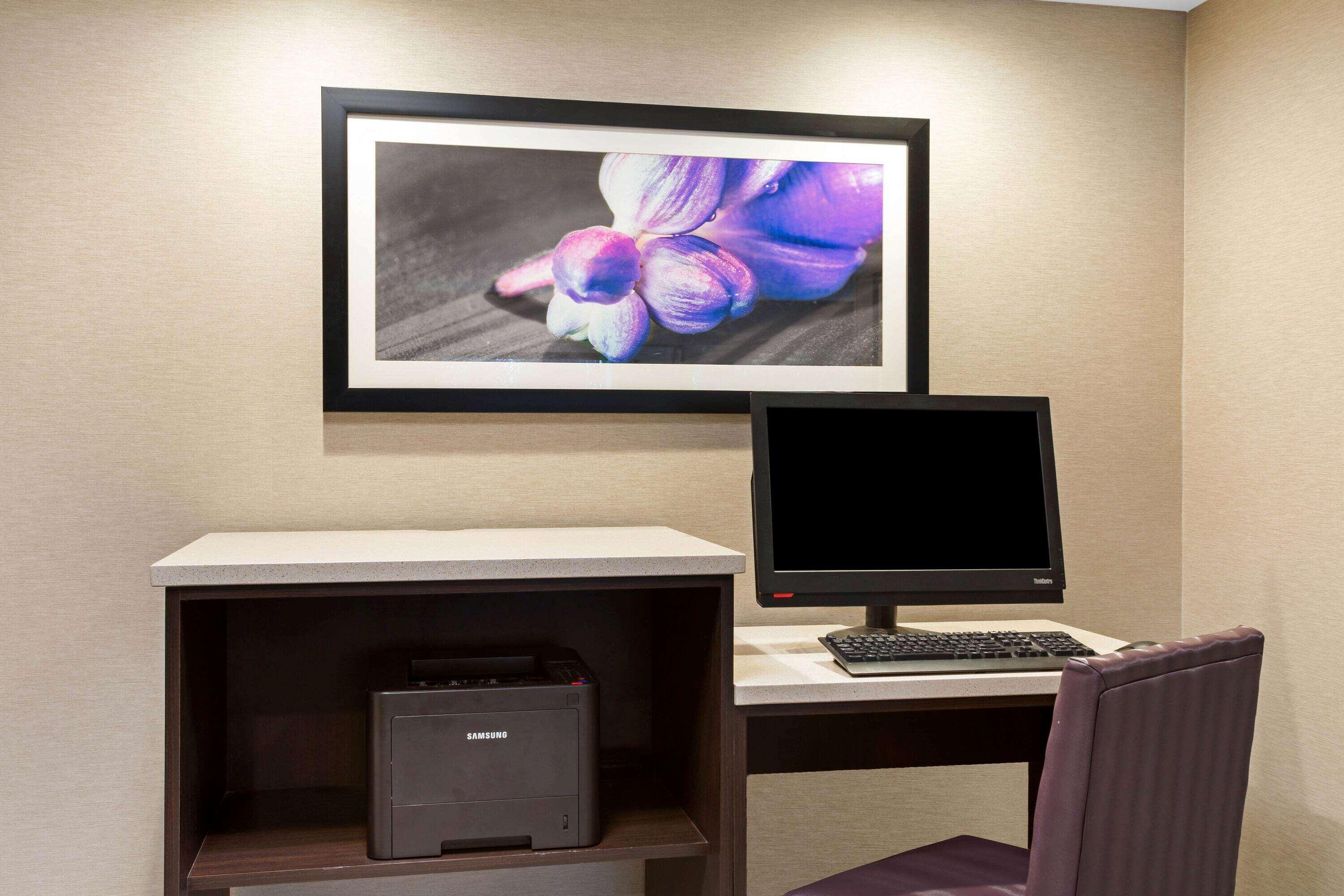 La Quinta By Wyndham Hartford Bradley Airport Ξενοδοχείο Windsor Locks Εξωτερικό φωτογραφία