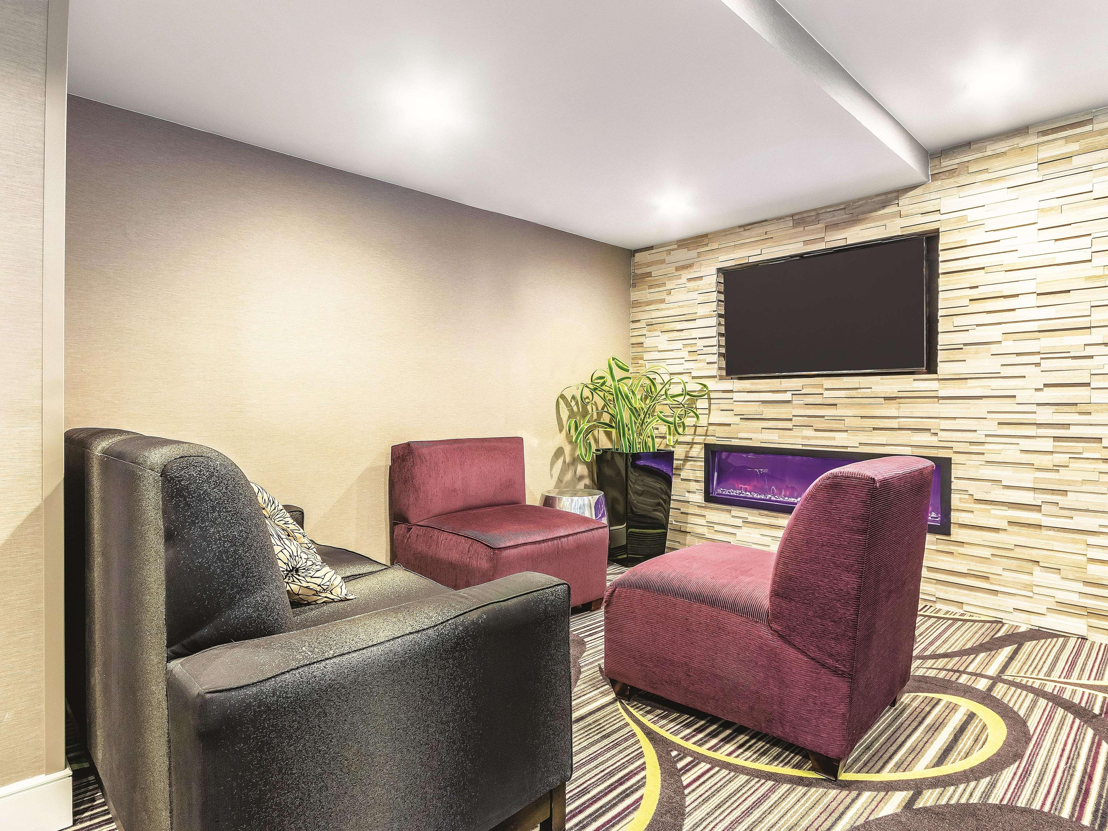 La Quinta By Wyndham Hartford Bradley Airport Ξενοδοχείο Windsor Locks Εξωτερικό φωτογραφία