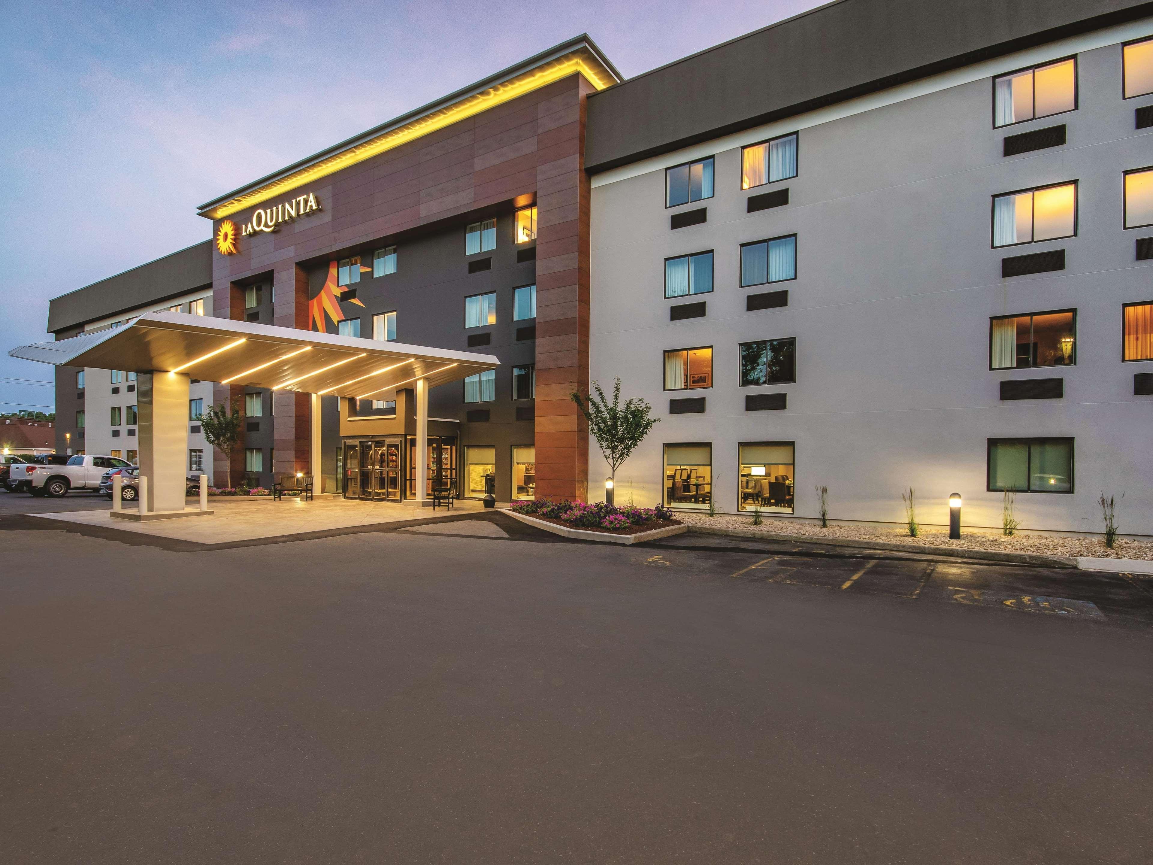 La Quinta By Wyndham Hartford Bradley Airport Ξενοδοχείο Windsor Locks Εξωτερικό φωτογραφία