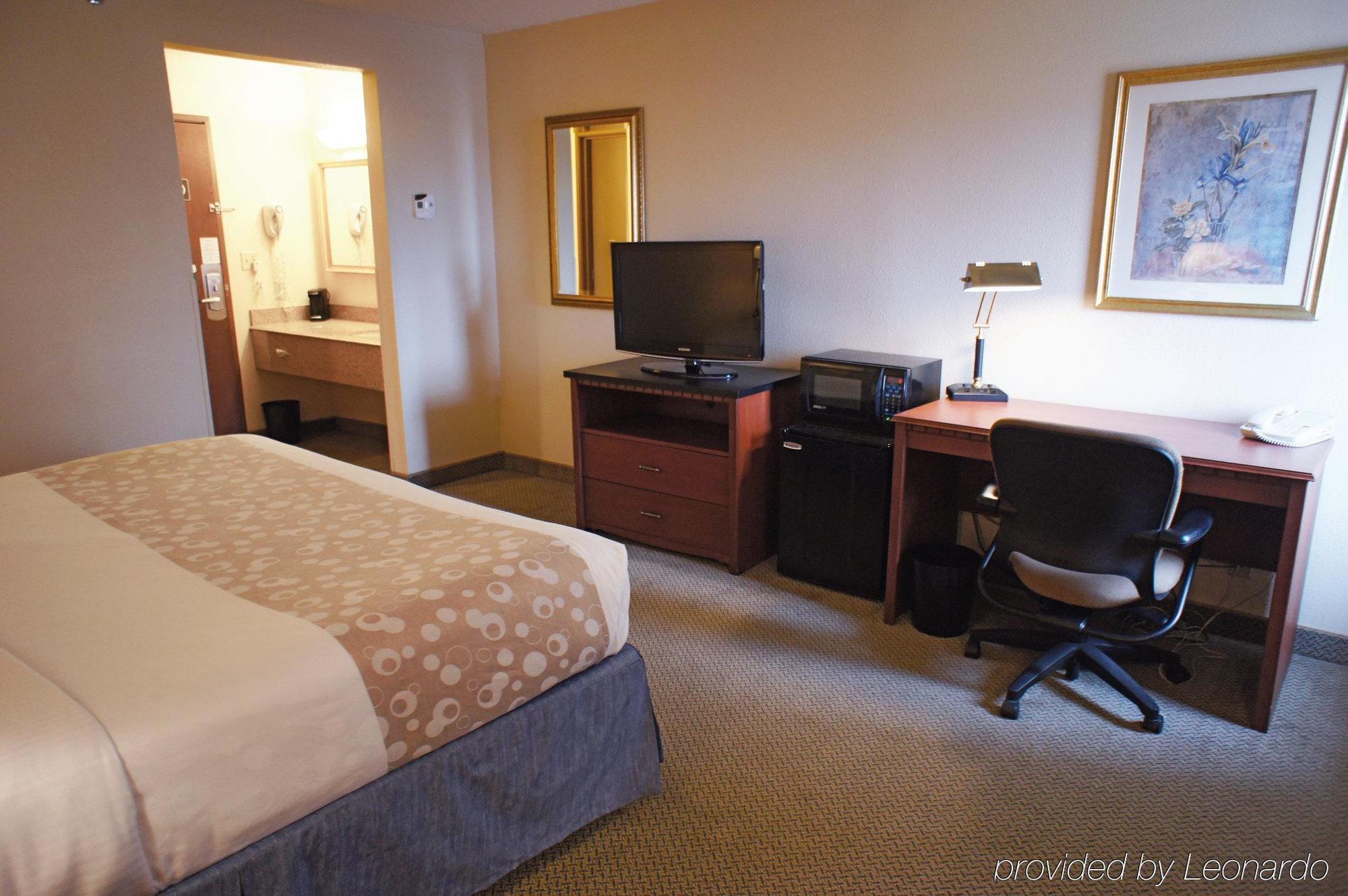 La Quinta By Wyndham Hartford Bradley Airport Ξενοδοχείο Windsor Locks Εξωτερικό φωτογραφία