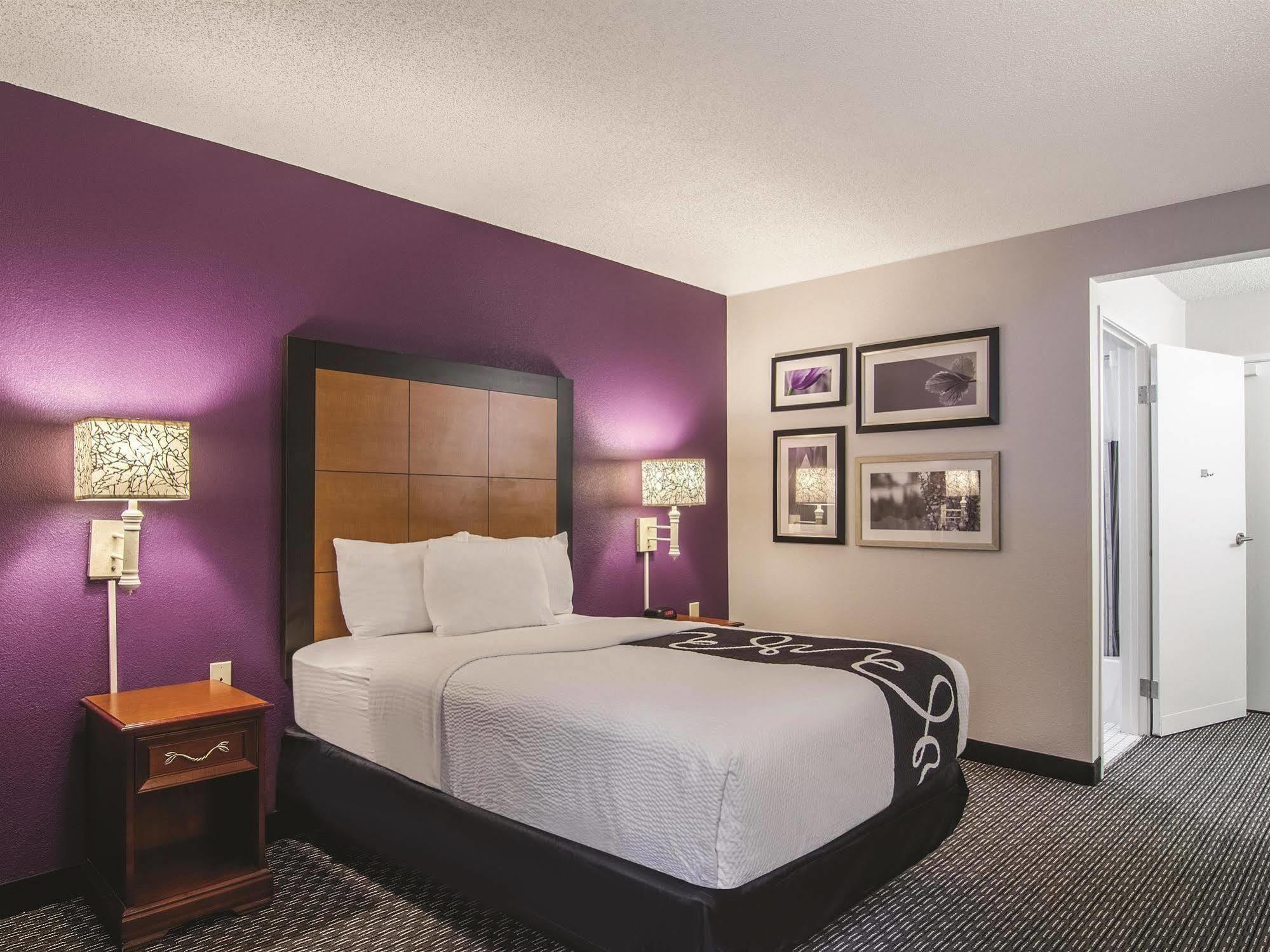 La Quinta By Wyndham Hartford Bradley Airport Ξενοδοχείο Windsor Locks Εξωτερικό φωτογραφία