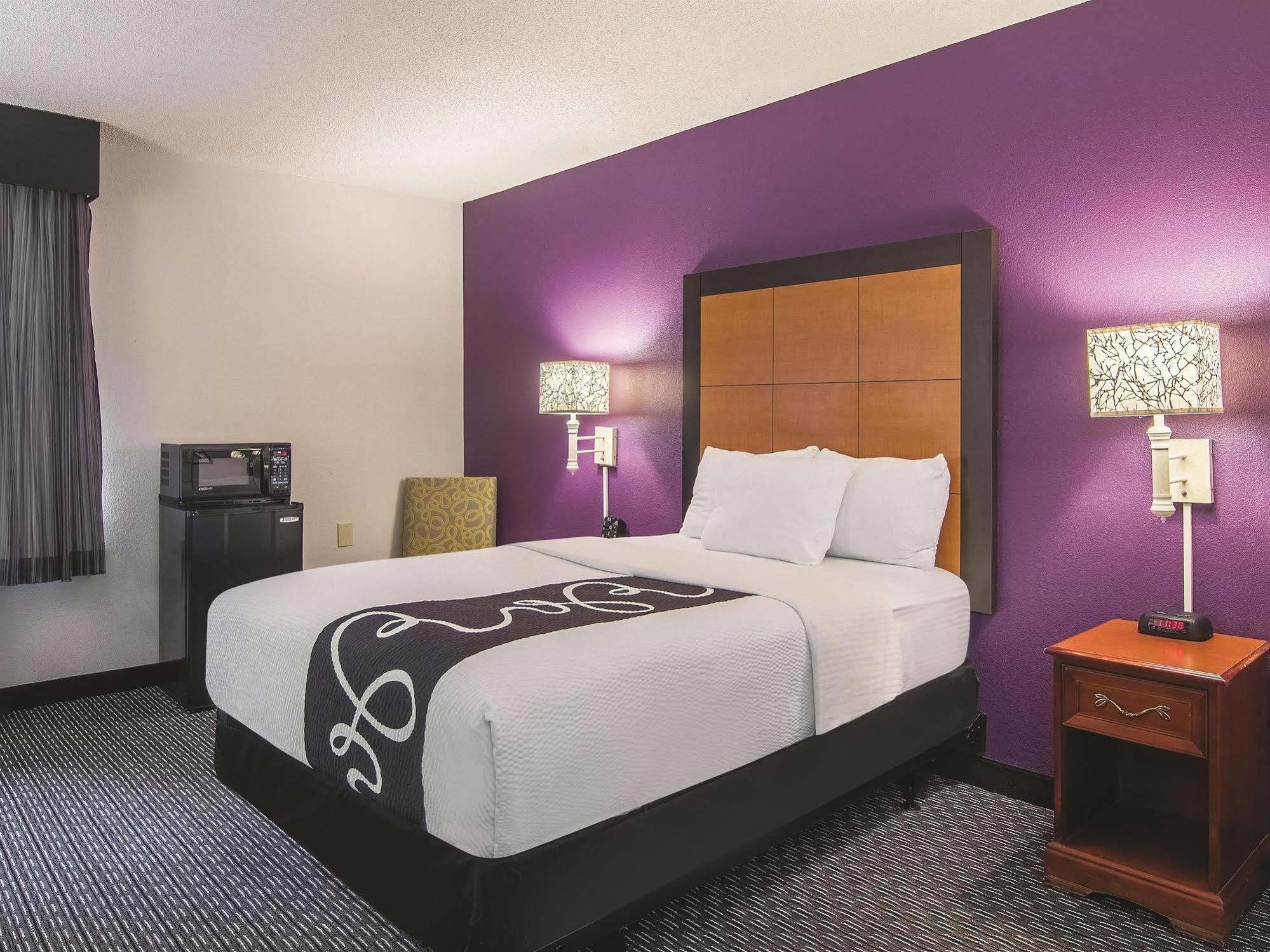 La Quinta By Wyndham Hartford Bradley Airport Ξενοδοχείο Windsor Locks Εξωτερικό φωτογραφία